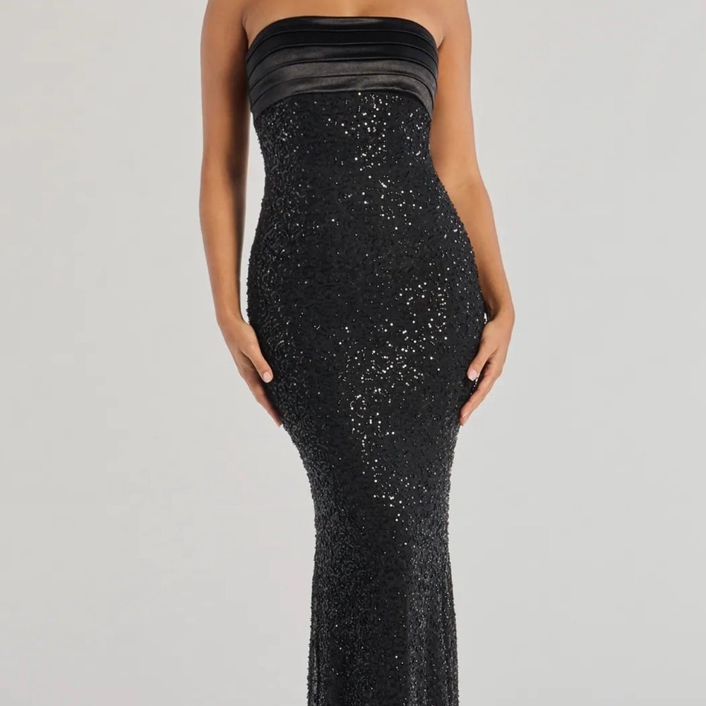 Windsor Black Strapless Dress - image 1